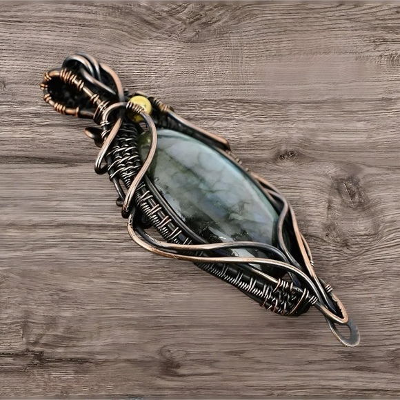 Natural Labradorite Copper Wrapped Handmade Pendant Necklace blue green read - Picture 4 of 11